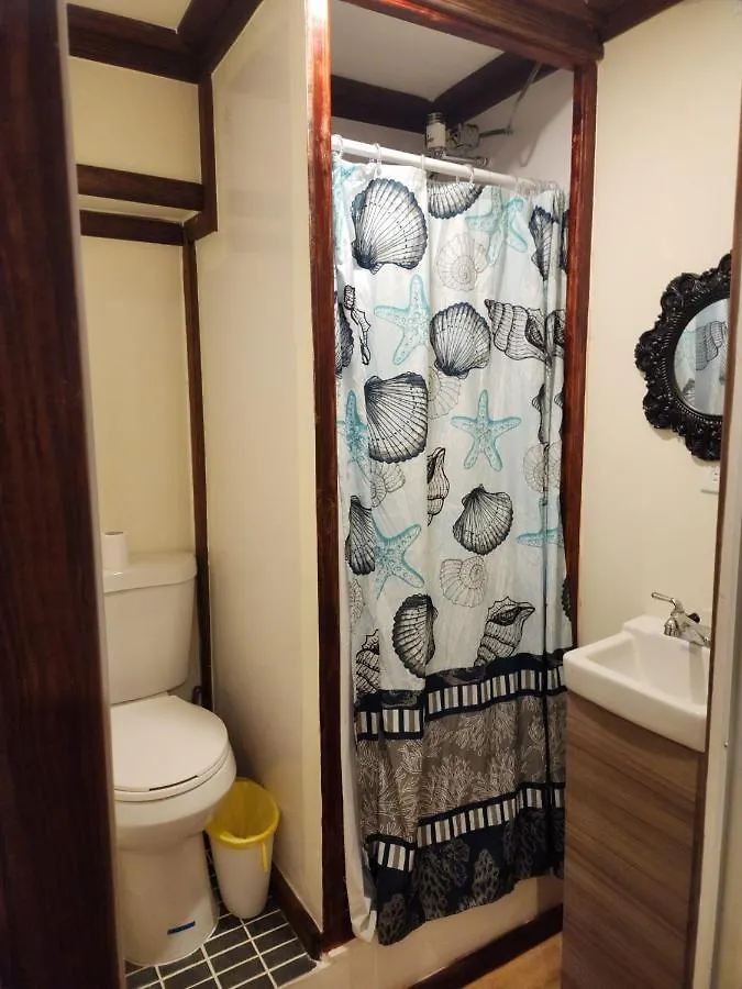 Pit Stop Hostel Aguada 0*,  Puerto Rico