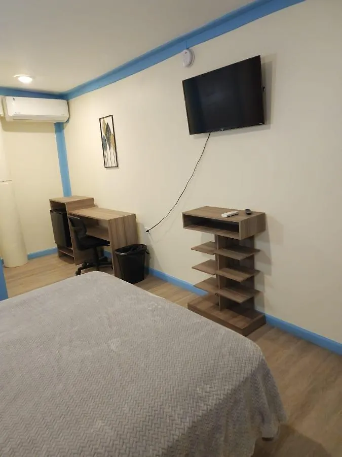 Pit Stop Hostel Aguada Inn